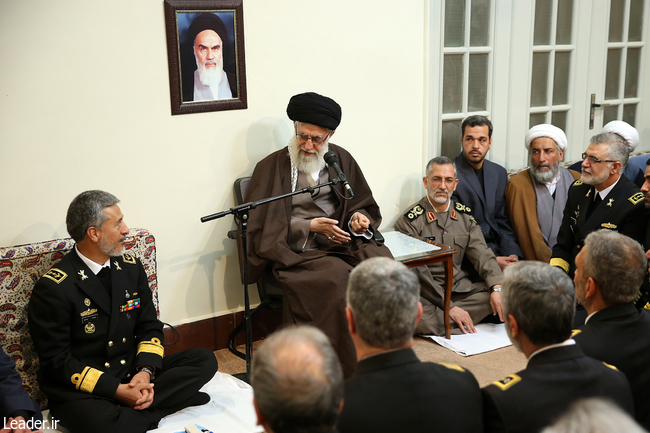 رہبر انقلاب اسلامی سے بحریہ کے اعلیٰ افسروں کی ملاقات