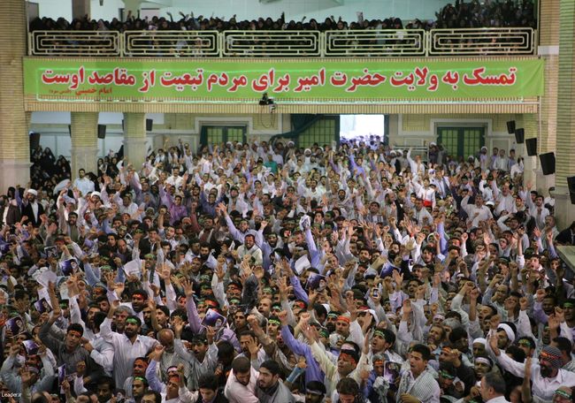 دیدار جمع زیادی از مردم استان بوشهر