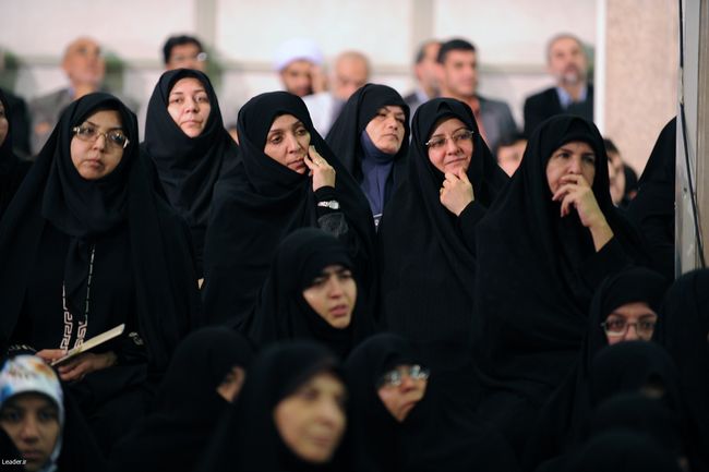 دیدار صدها نفر از استادان دانشگاهها و مراکز آموزش عالی