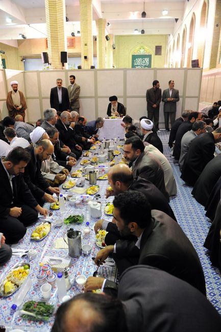 دیدار صدها نفر از استادان دانشگاهها و مراکز آموزش عالی