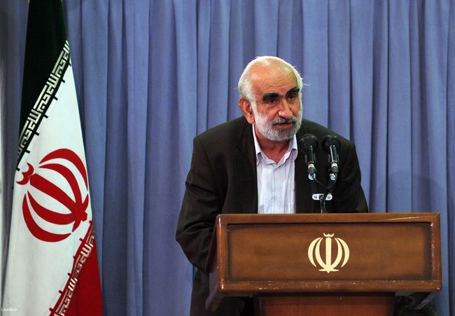 دیدار صدها نفر از استادان دانشگاهها و مراکز آموزش عالی
