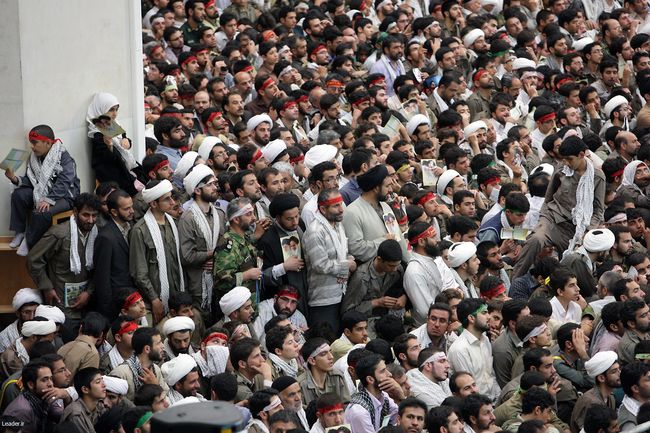 دیدار پرشور هزاران نفر از بسیجیان قم