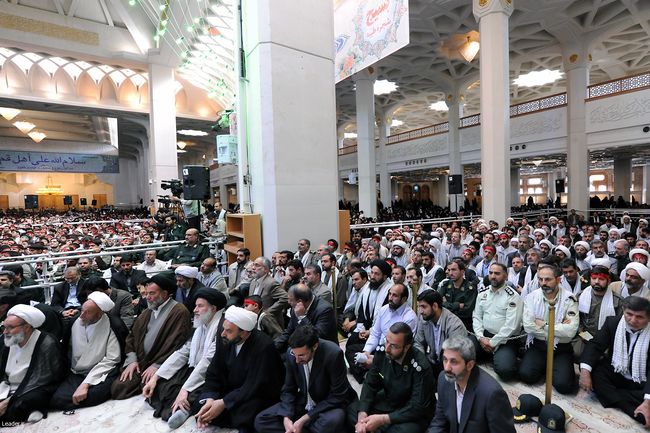 دیدار پرشور هزاران نفر از بسیجیان قم