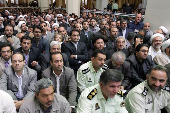 دیدار مسئولان و مدیران رده های مختلف دستگاه های اجرایی و اداری