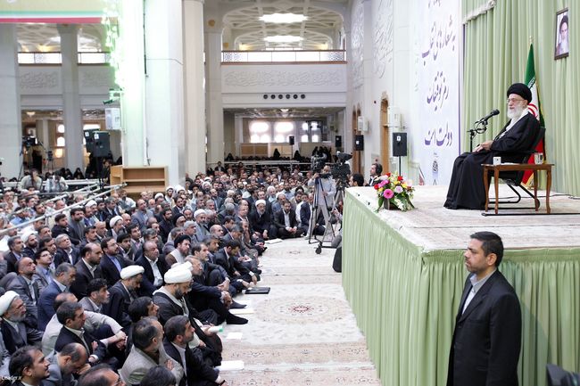 دیدار مسئولان و مدیران رده های مختلف دستگاه های اجرایی و اداری