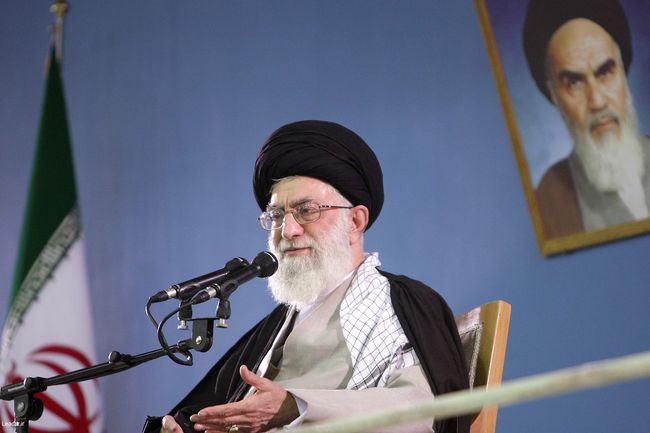 دیدار پرشور هزاران نفر از دانش آموزان
