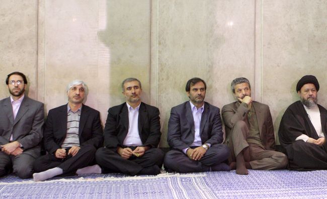 دیدار پرشور هزاران نفر از دانش آموزان