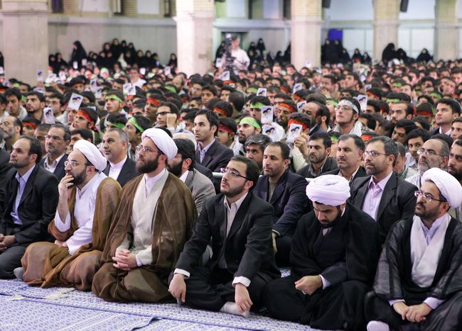 دیدار پرشور هزاران نفر از دانش آموزان