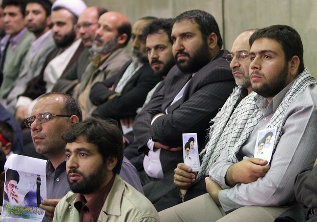 دیدار پرشور هزاران نفر از دانش آموزان