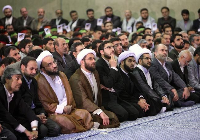 دیدار پرشور هزاران نفر از دانش آموزان