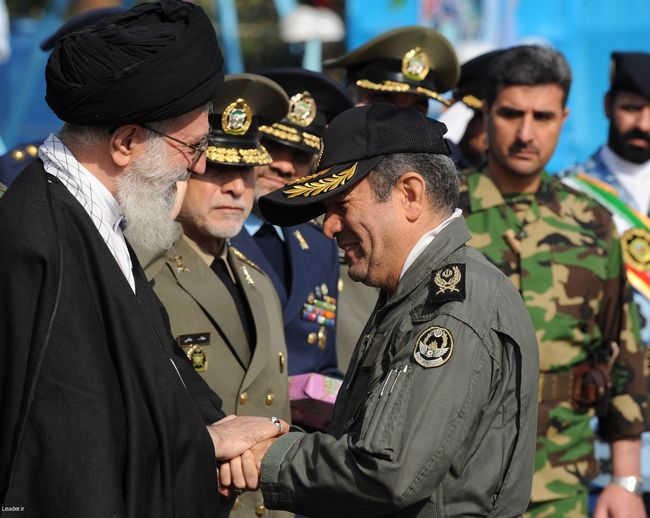 مراسم مشترک دانش آموختگی و تحلیف دانشجویان دانشگاههای افسری ارتش