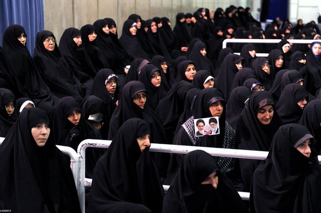 Mehdiçilik üzrə ixtisaslaşmış ustadlar, mütəxəssislər, müəlliflər və məzunlarla görüş