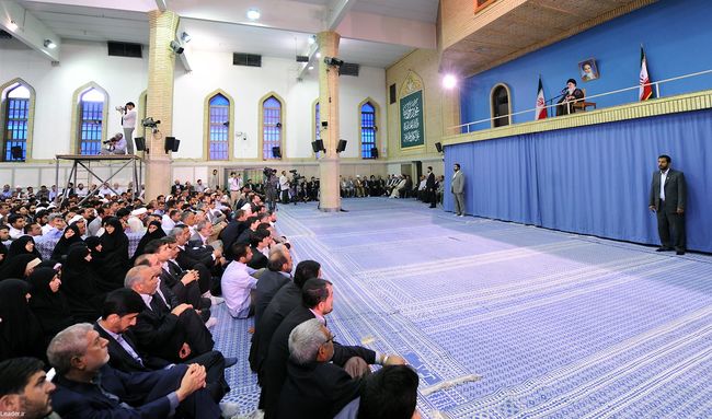 Ölkənin böyük və ümumi kitabxanalarının rəhbər işçiləri və sıravi kitabxanaçılarla görüş
