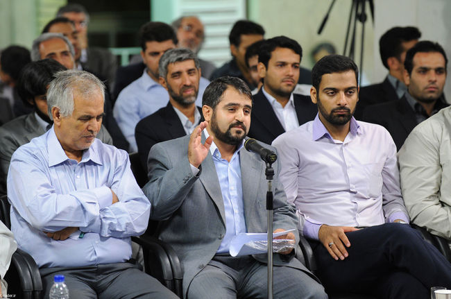 دیدار جمعی از شعرای پیشکسوت و جوان و اهالی فرهنگ و ادب