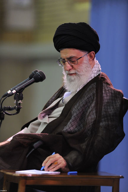 دیدار با فعالان و برگزیدگان بخش های اقتصادی
