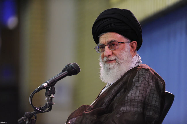 دیدار با فعالان و برگزیدگان بخش های اقتصادی