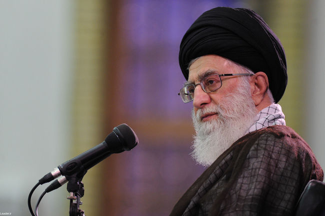 دیدار با فعالان و برگزیدگان بخش های اقتصادی