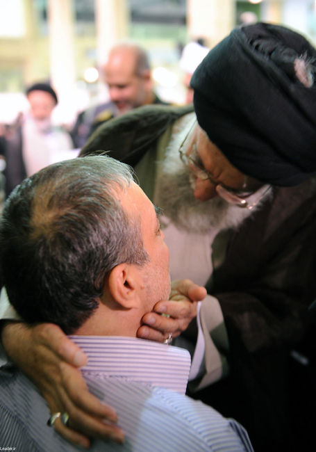 دیدار رهبر معظم انقلاب اسلامی با شماری از جانبازان قطع نخاعی