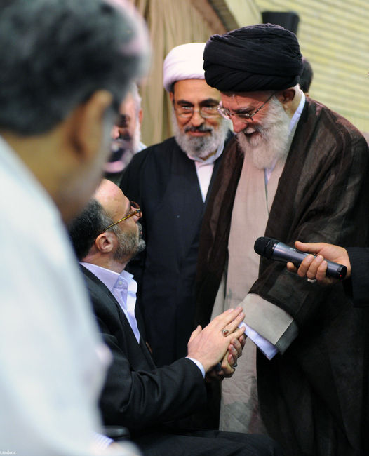 دیدار رهبر معظم انقلاب اسلامی با شماری از جانبازان قطع نخاعی