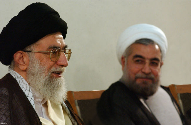 ديدار حجت الاسلام و المسلمین روحانی رئيس جمهور منتخب مردم با رهبر معظم انقلاب اسلامي