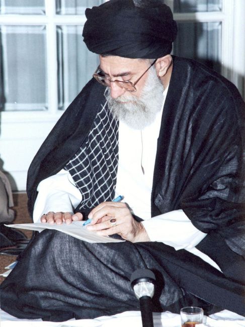 رهبر فرزانه