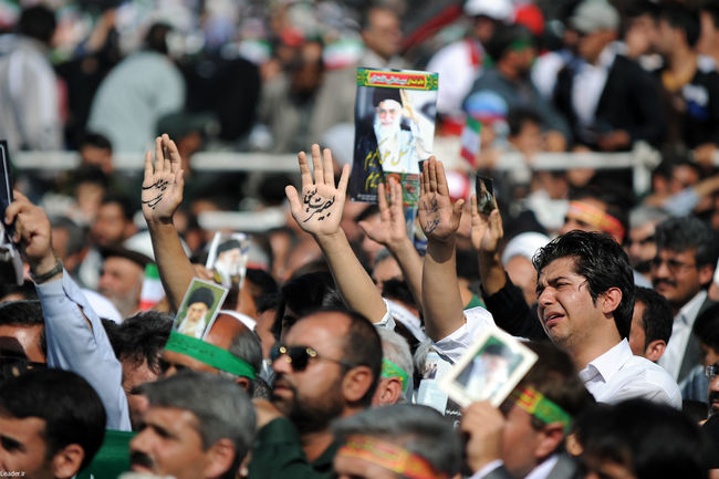 اجتماع عظیم و پر شور مردم شیروان