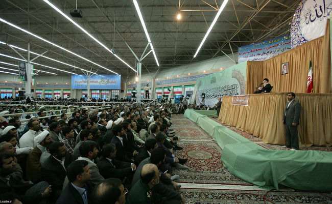 دیدار هزاران نفر از بسیجیان استان خراسان شمالی