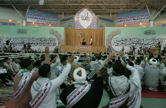 دیدار هزاران نفر از بسیجیان استان خراسان شمالی