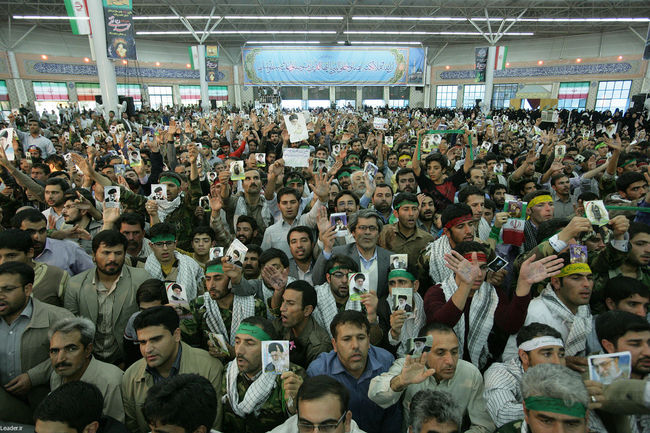 دیدار هزاران نفر از بسیجیان استان خراسان شمالی