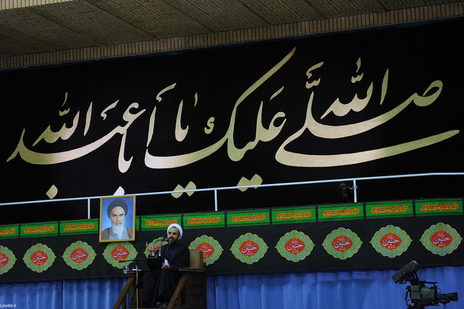 مراسم سوگواری حضرت اباعبدالله الحسین علیه السلام در حضور رهبر معظم انقلاب