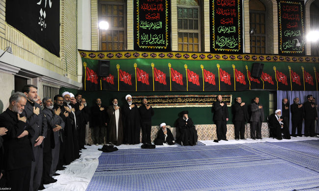 مراسم عزاداری اباعبدالله الحسین(ع) در بیت رهبر معظم انقلاب