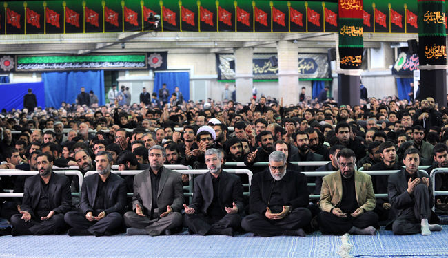 مراسم عزاداری اباعبدالله الحسین(ع) در بیت رهبر معظم انقلاب