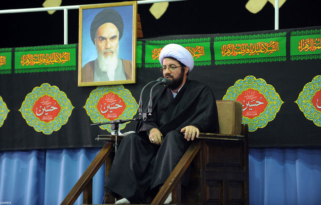 مراسم عزاداری اباعبدالله الحسین(ع) در بیت رهبر معظم انقلاب
