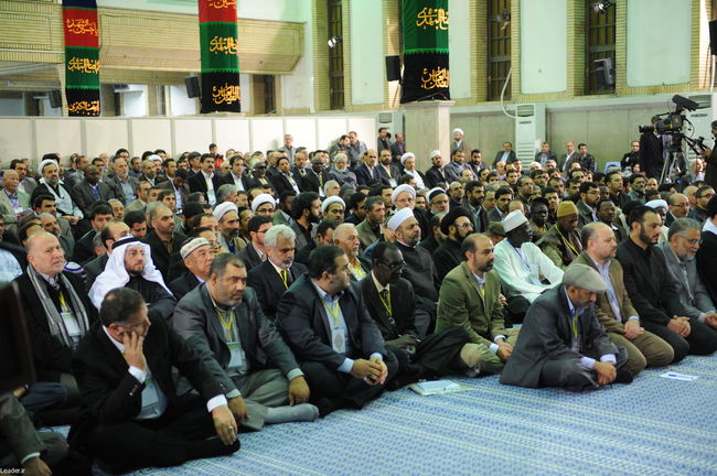 دیدار شرکت کنندگان در اجلاس بین المللی اساتید دانشگاههای جهان اسلام با مقام معظم رهبری