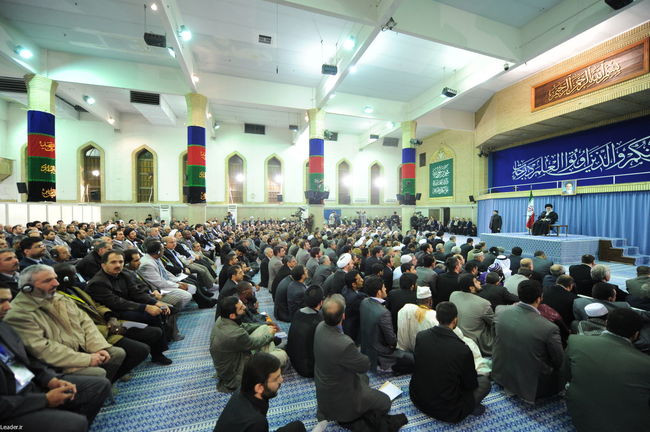 دیدار شرکت کنندگان در اجلاس بین المللی اساتید دانشگاههای جهان اسلام با مقام معظم رهبری