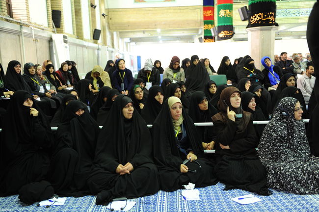 دیدار شرکت کنندگان در اجلاس بین المللی اساتید دانشگاههای جهان اسلام با مقام معظم رهبری