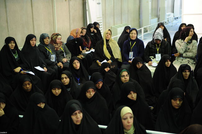 دیدار شرکت کنندگان در اجلاس بین المللی اساتید دانشگاههای جهان اسلام با مقام معظم رهبری