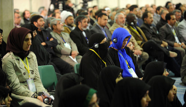 دیدار شرکت کنندگان در اجلاس بین المللی اساتید دانشگاههای جهان اسلام با مقام معظم رهبری