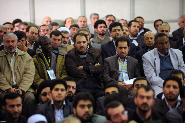 دیدار شرکت کنندگان در اجلاس بین المللی اساتید دانشگاههای جهان اسلام با مقام معظم رهبری