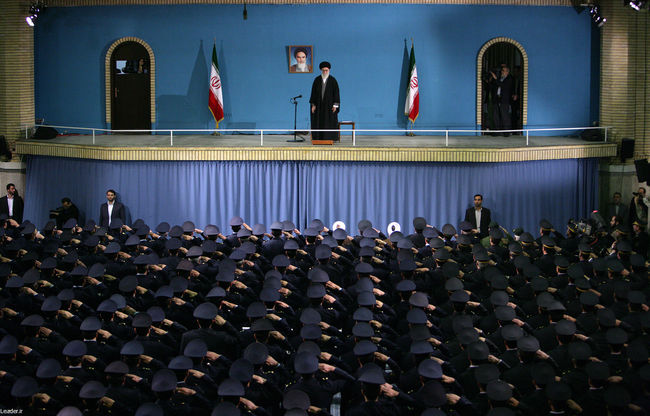 جمعی از فرماندهان و مسئولان نیروی هوایی ارتش