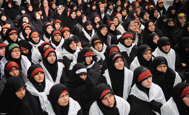 دیدار جمعی از فرماندهان ارتش و تعدادی از خانواده های ارتشیان با مقام معظم رهبری