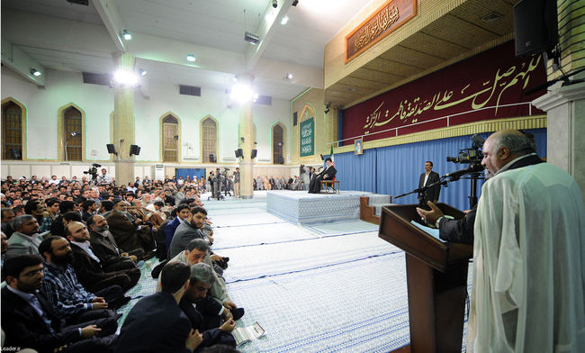 دیدار جمعی از شاعران و ذاکران اهل بیت(ع) با رهبر انقلاب
