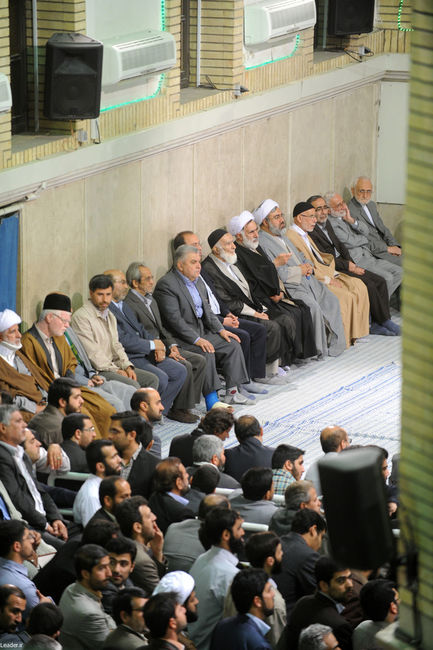دیدار جمعی از شاعران و ذاکران اهل بیت(ع) با رهبر انقلاب