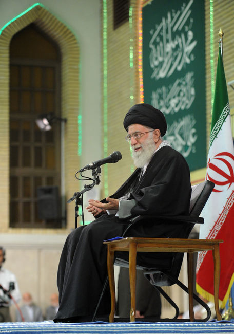 دیدار جمعی از شاعران و ذاکران اهل بیت(ع) با رهبر انقلاب