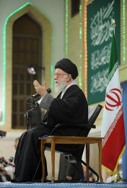 دیدار جمعی از شاعران و ذاکران اهل بیت(ع) با رهبر انقلاب