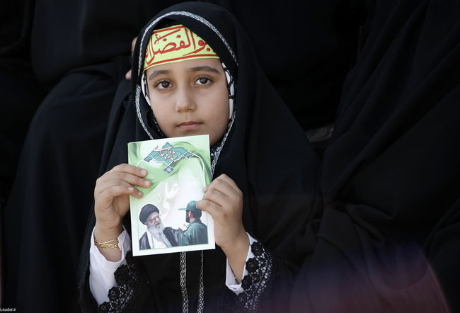 رهبر معظم انقلاب در  مراسم دانش آموختگی دانشجویان افسری و تربیت پاسدار دانشگاه امام حسین (ع)