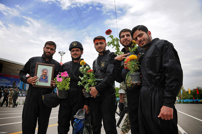 مراسم دانش آموختگی دانشجویان افسری و تربیت پاسدار دانشگاه امام حسین (ع)