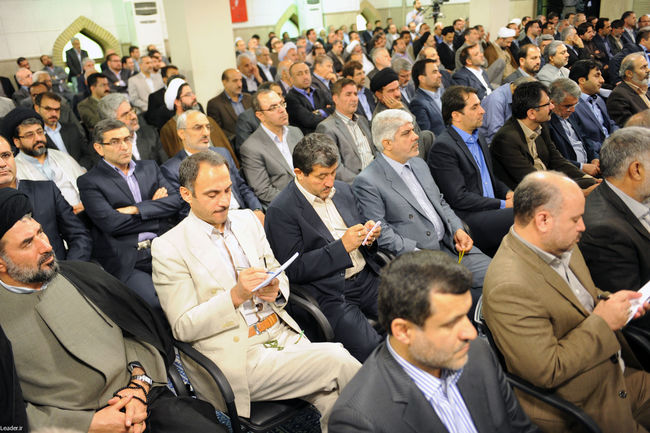 دیدار نمایندگان مجلس شورای اسلامی  با مقام معظم رهبری