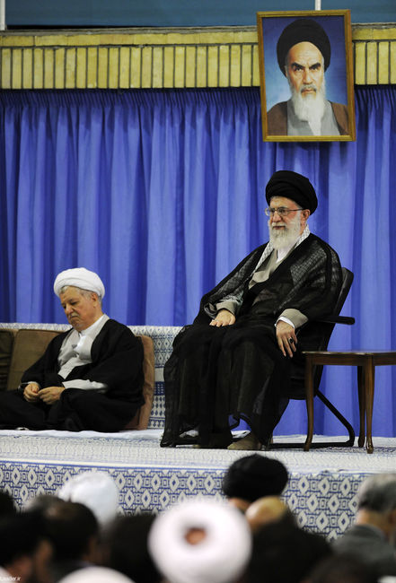 ديدار مسئولان نظام، سفيران و نمايندگان كشورهای اسلامی بمناسبت عید مبعث با مقام معظم رهبری
