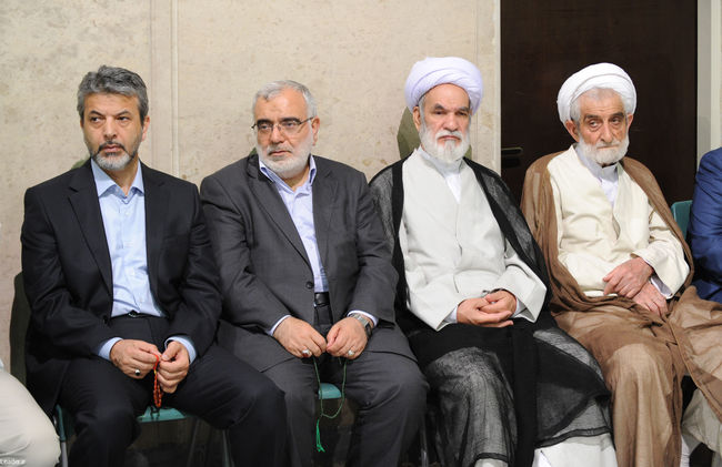 ديدار مسئولان نظام، سفيران و نمايندگان كشورهای اسلامی بمناسبت عید مبعث با مقام معظم رهبری
